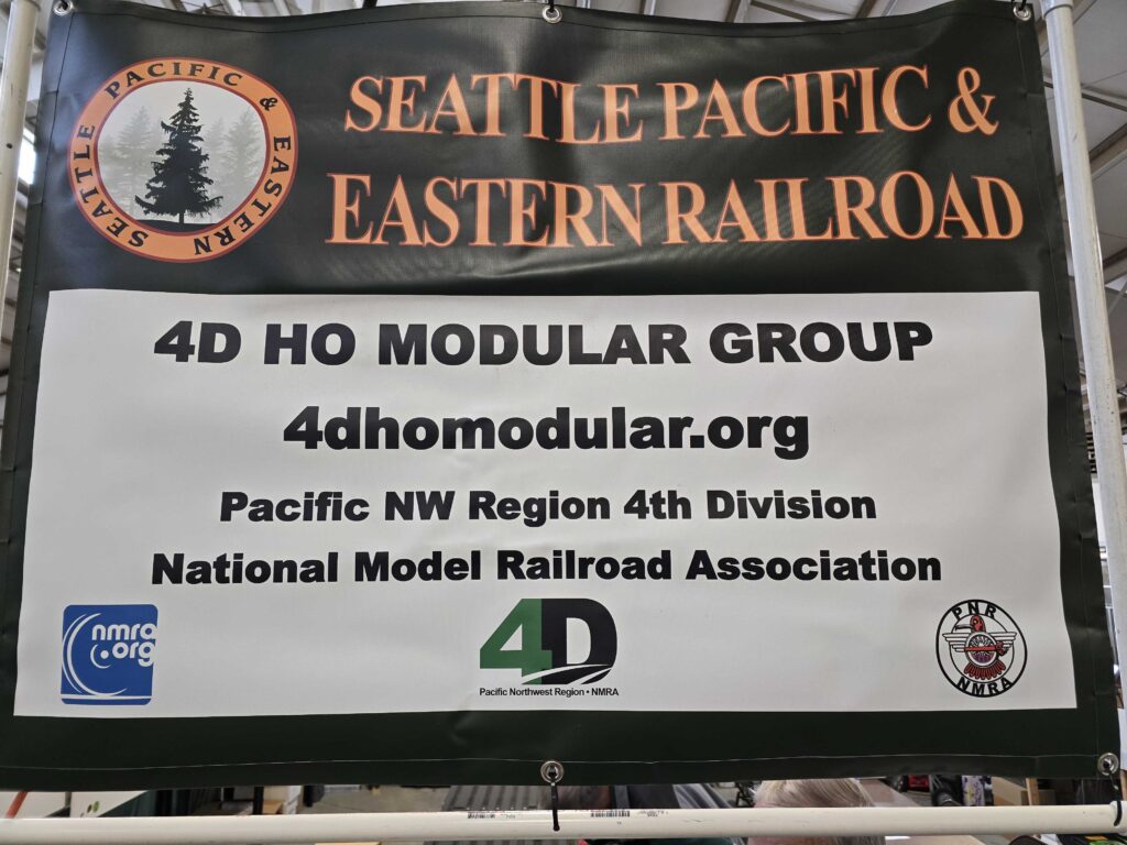 4D HO Modular Group Banner